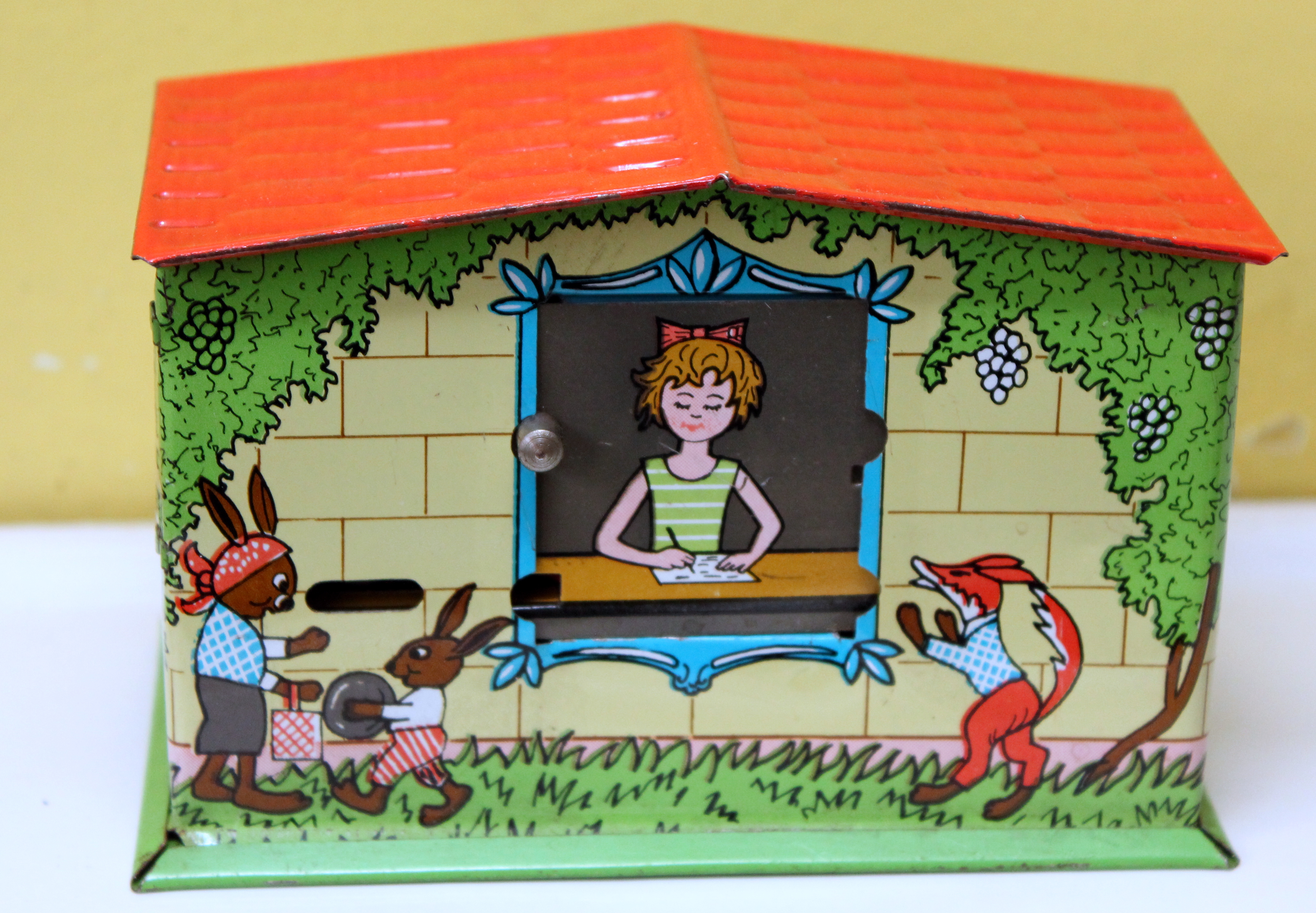 Tirelire � syst�me t�le lithographi�e la petite caissi�re 30 Issy-les-Moulineaux (92)