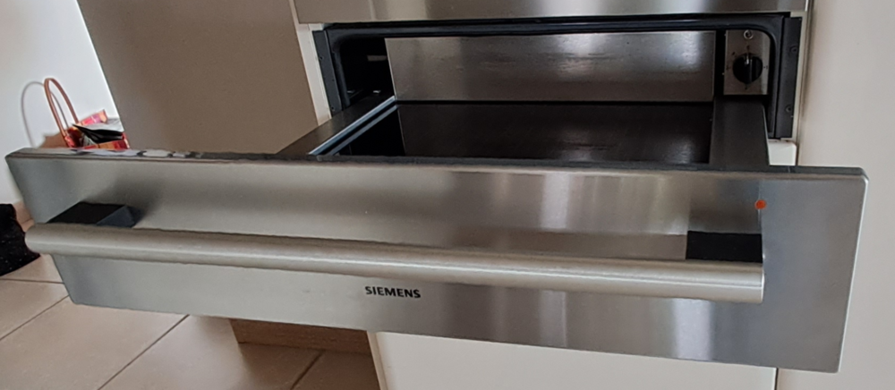 Tiroir chauffant Siemens 150 Saintes (17)