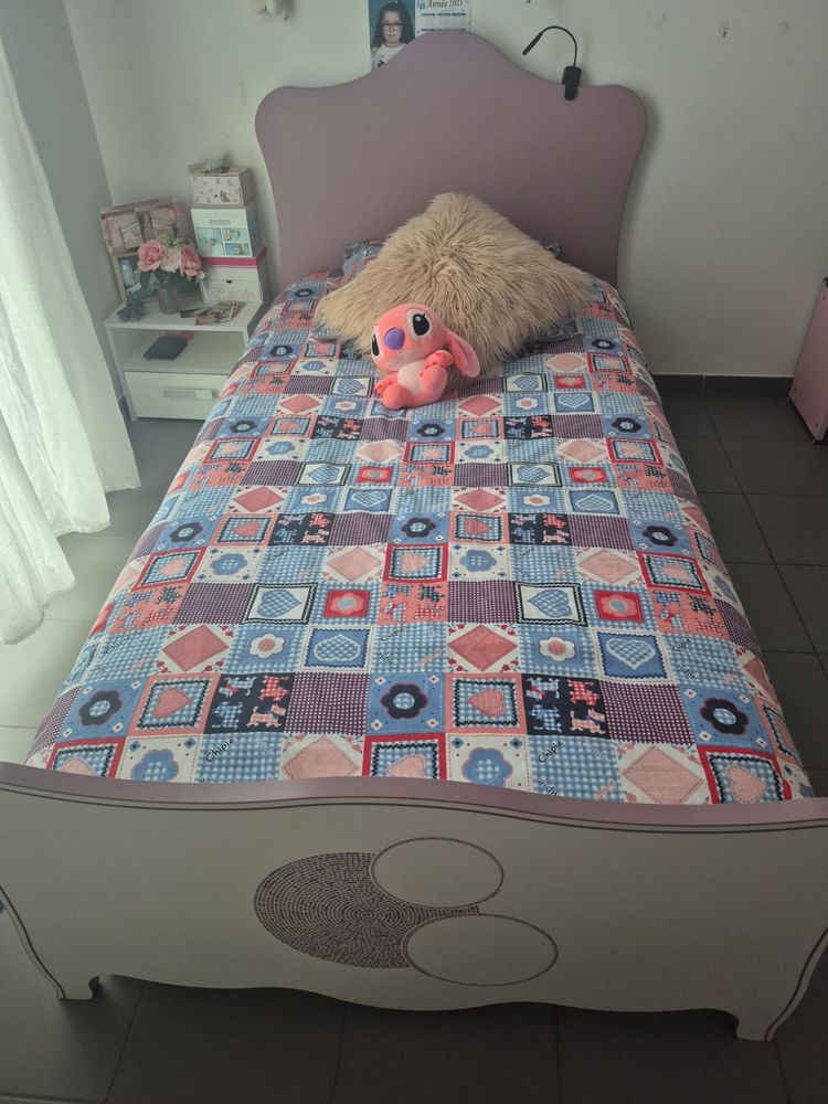 Lit tiroir pour fille+ matelas et table chevet 70 Lyon 9 (69)