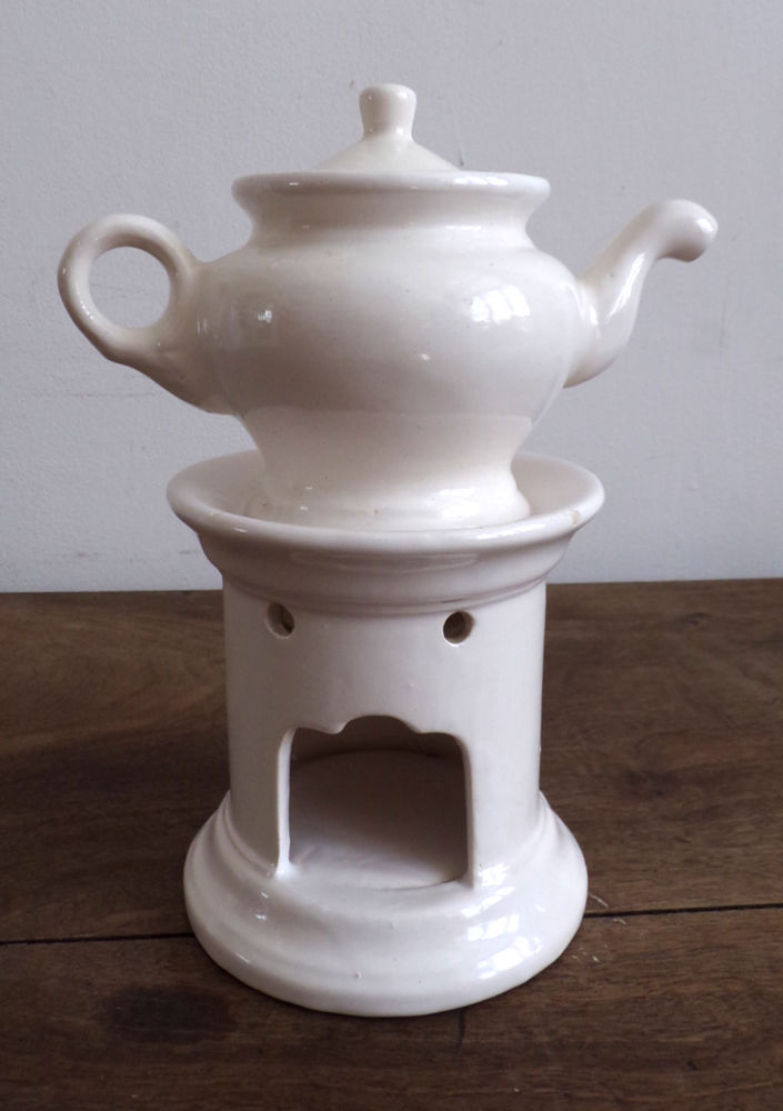 Tisani�re et veilleuse en c�ramique blanche 8 Laval (53)