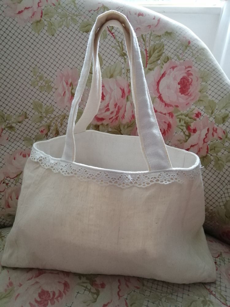 Achetez Sac Tissu Monogramme Neuf Revente Cadeau Annonce Vente A Chateauroux 36 Wb