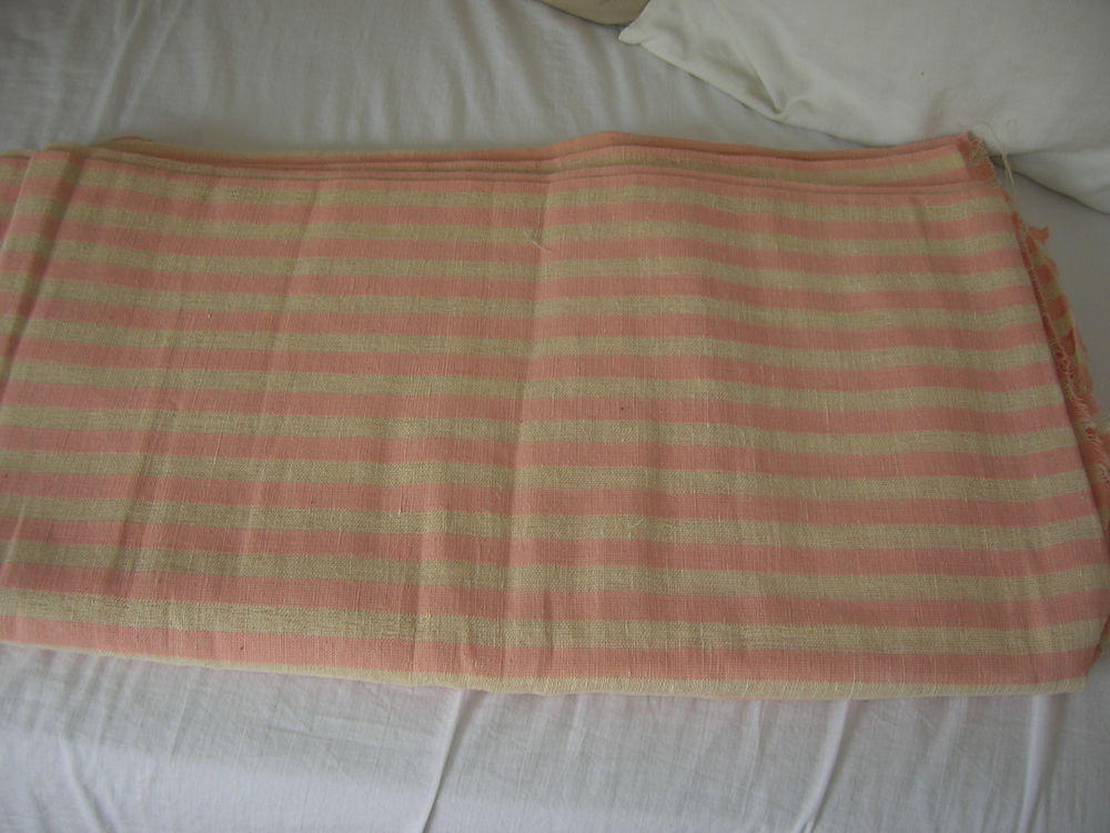 Achetez Tissu Lin Neuf Neuf Revente Cadeau Annonce Vente A Chateauroux 36 Wb