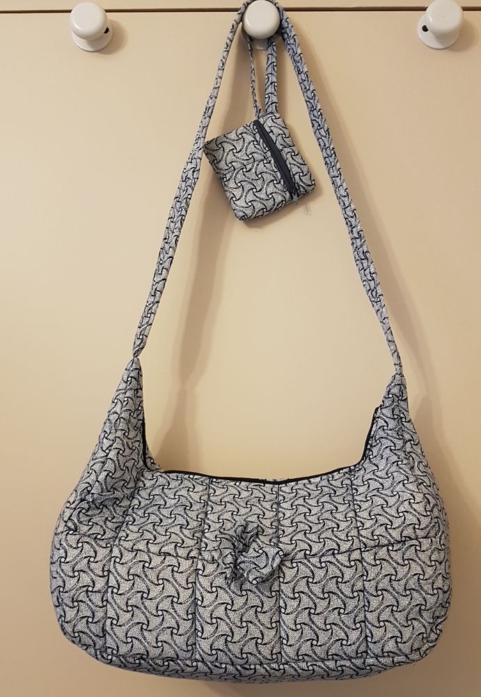 Sac en tissu pagne matelass� NEUF 15 Marignane (13)