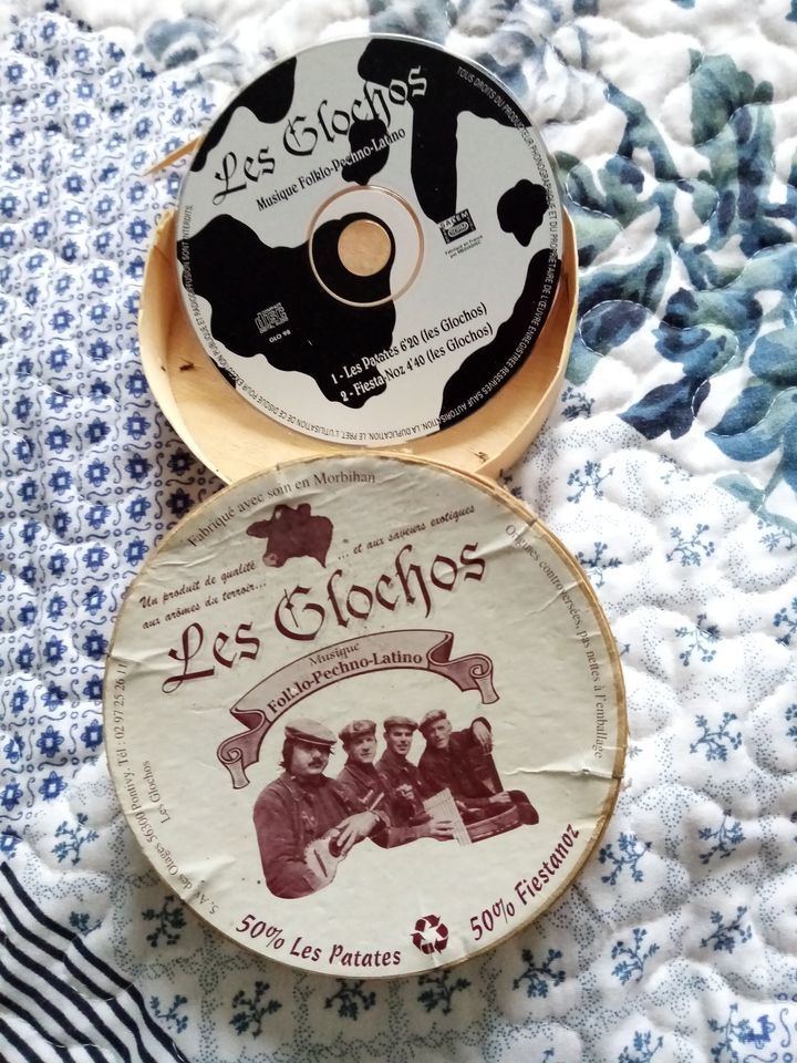 cd 2 titres 0 Naizin (56)