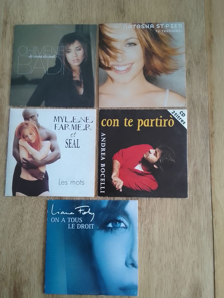 lot de CD 2 titres 3 P�ronnas (01)