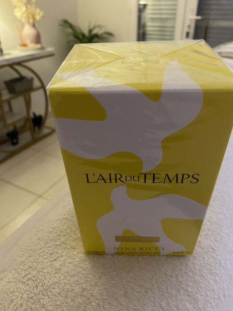 Eau de toilette Nina RICCI 50 Le Luc (83)