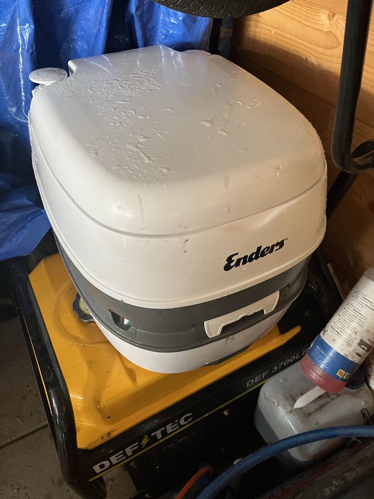 toilettes  portable 70 Blois (41)