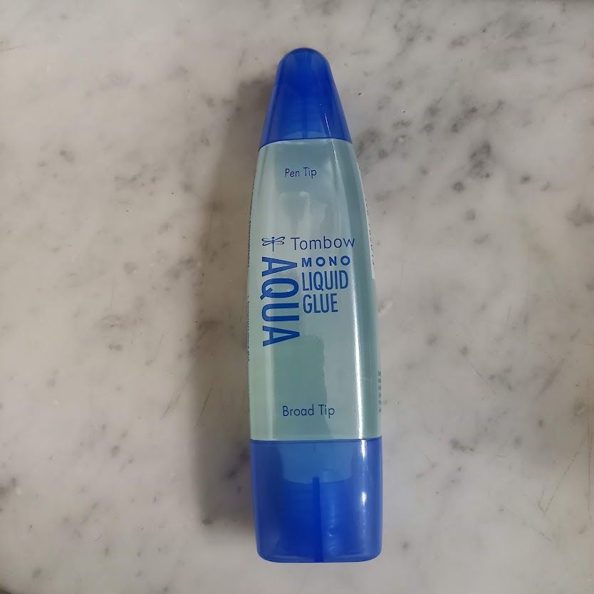 TOMBOW Colle liquide MONO AQUA , avec 2 embouts diff�rents 3 Saumur (49)