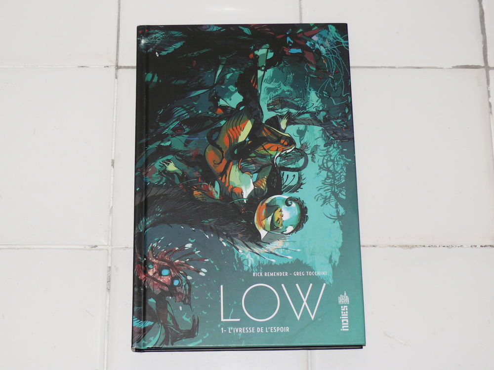 BD  Low  tome 1 5 Saintes (17)