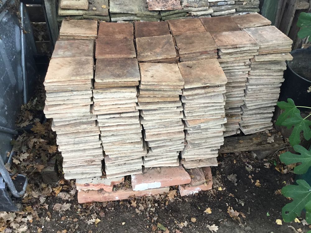 Tomettes 175,5 par 175,5 500 Monc�-en-Belin (72)