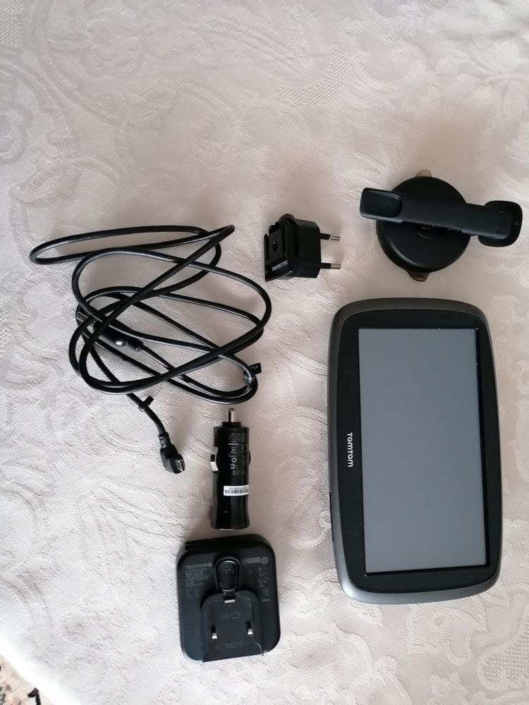 GPS TOMTOM GO60 80 Jou�-l�s-Tours (37)