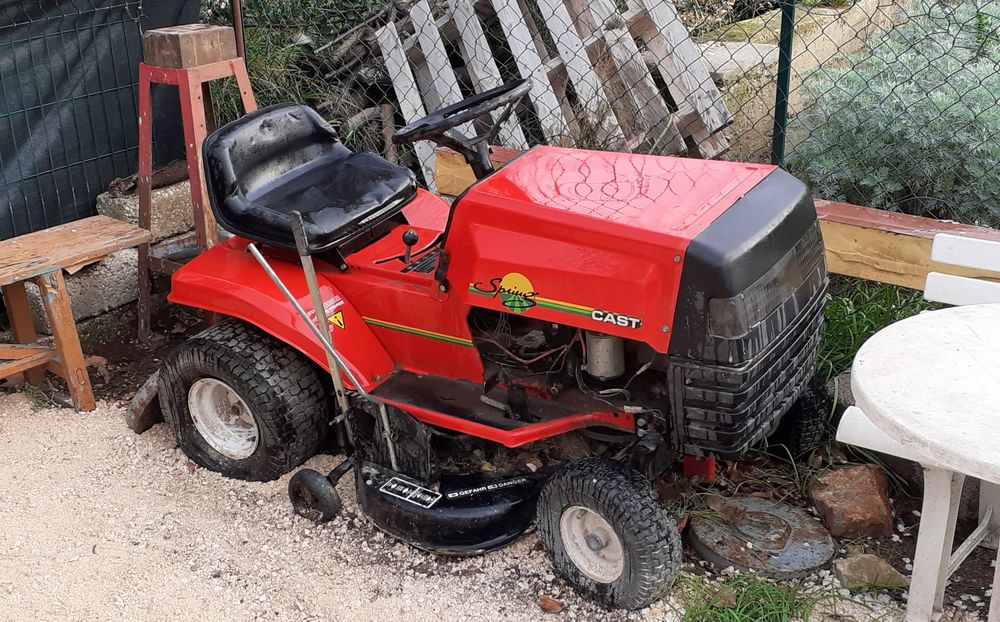 Tondeuse auto-port�e 200 Ollioules (83)