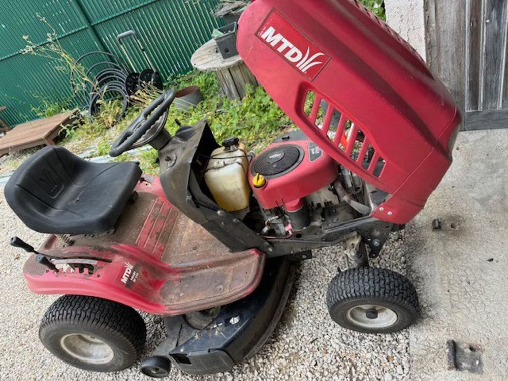 Tondeuse auto port�e MTD RF 125 480 Houx (28)