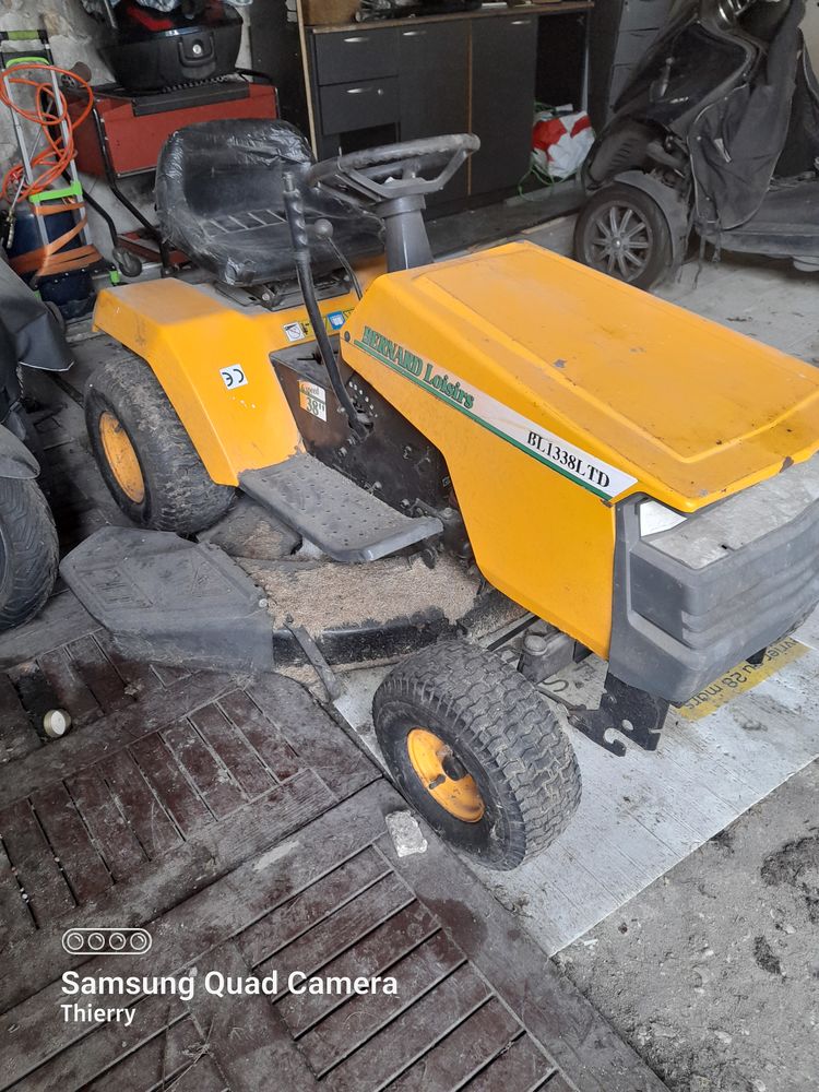 Tondeuse autoporte 300 Montfermeil (93)