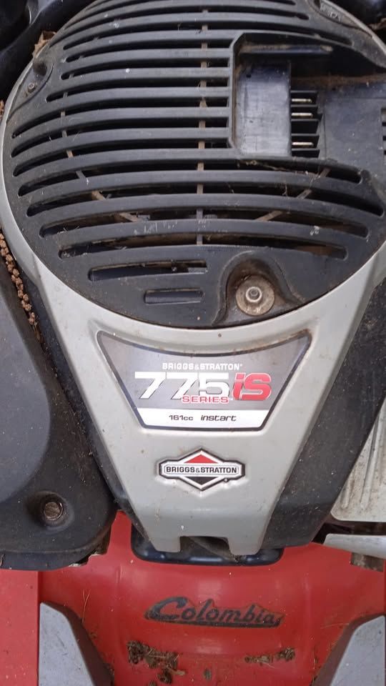 tondeuse  a batterie , 200 F�gr�ac (44)