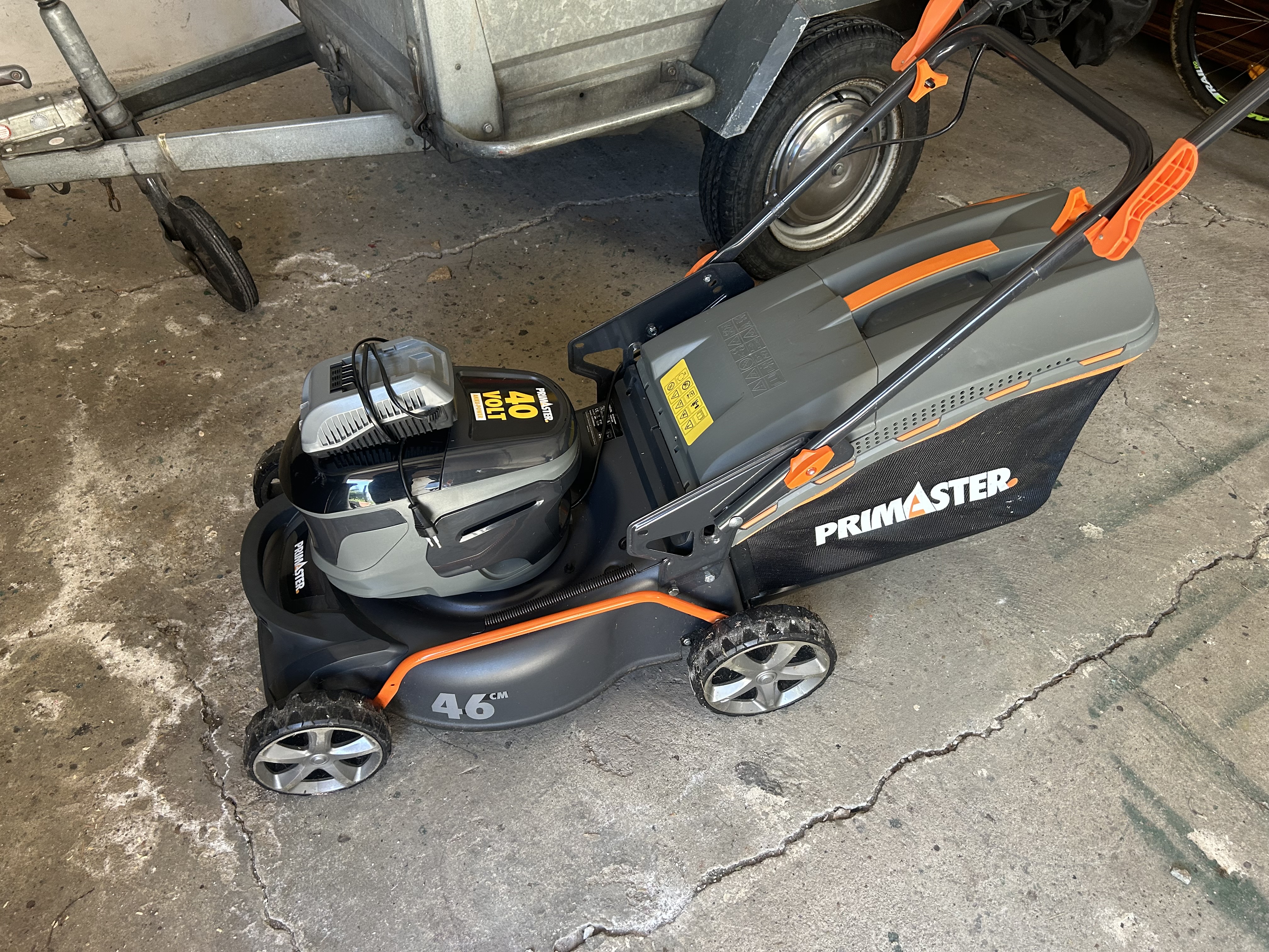 Tondeuse � batterie 130 Etting (57)