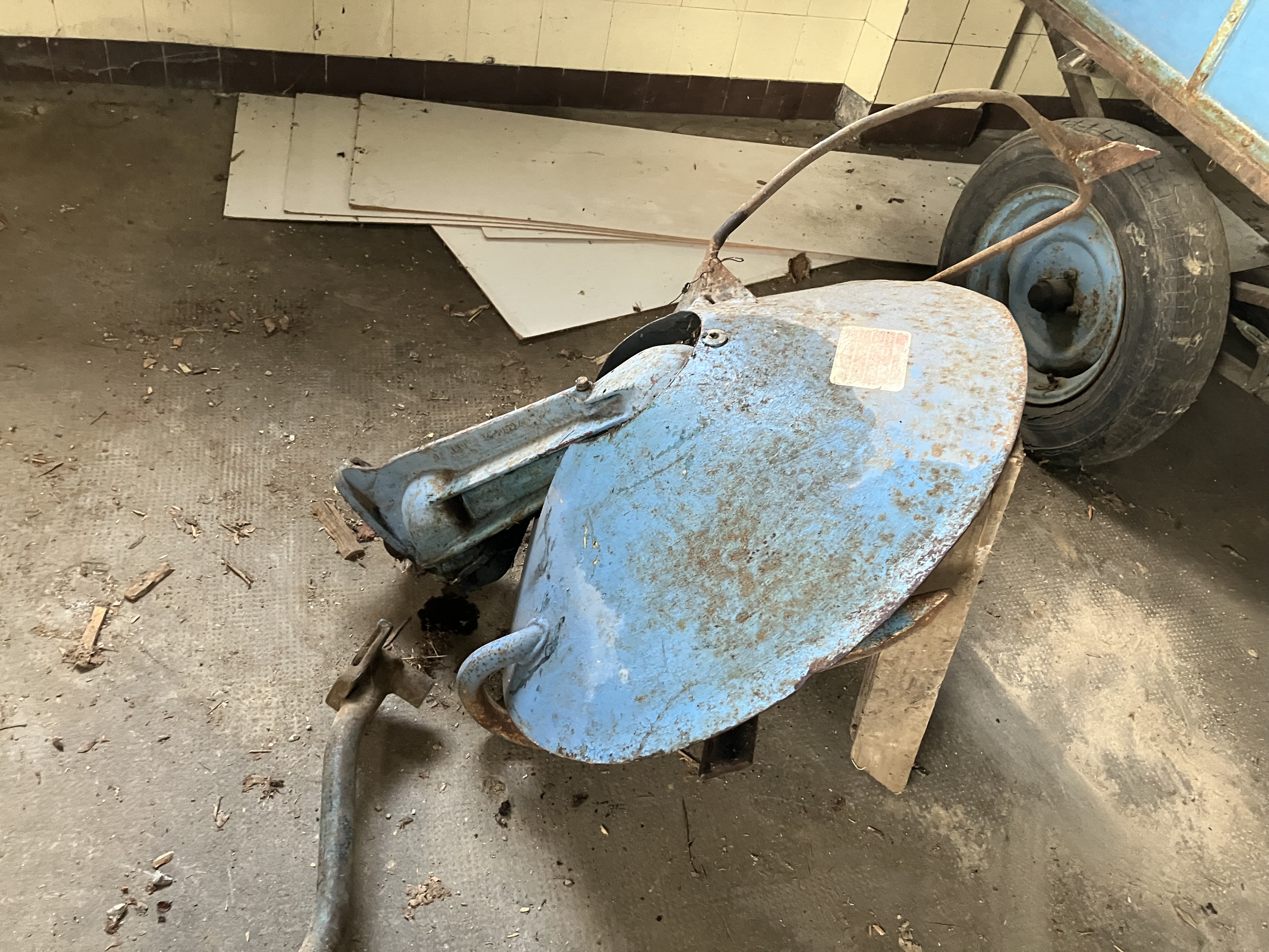 Tondeuse broyeuse pour motoculteur staub 300 La Muraz (74)