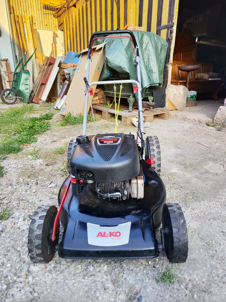 TONDEUSE AL KO 190 ccm3 TRES PEU SERVIE ET EN EXCELLENT ETAT 125 Mertzwiller (67)