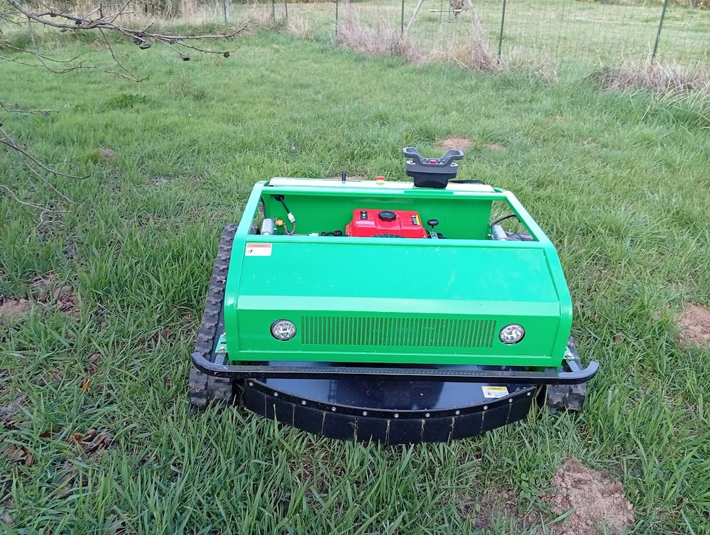 Tondeuse a Chenille 608 cc 23 cv 5490 Montauban (82)