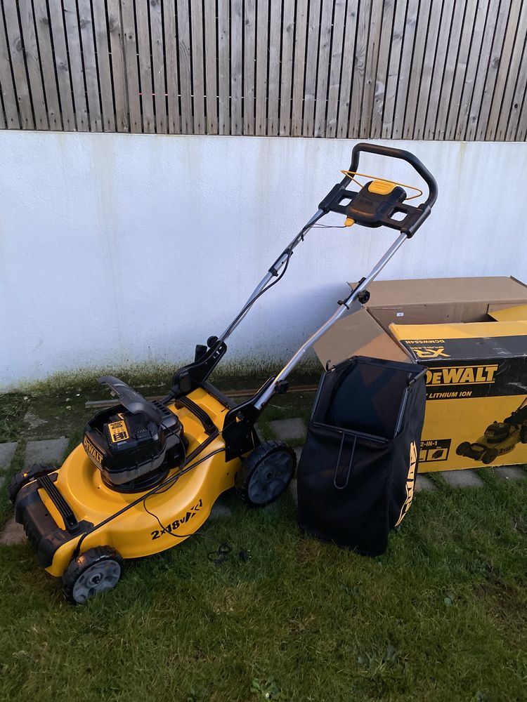 Tondeuse Dewalt batterie 400 Pluguffan (29)