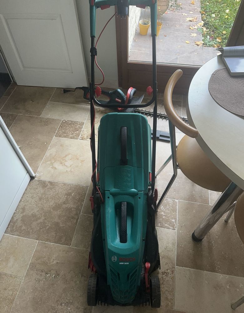 tondeuse �lectrique bosch Arm 3650 50 Amiens (80)