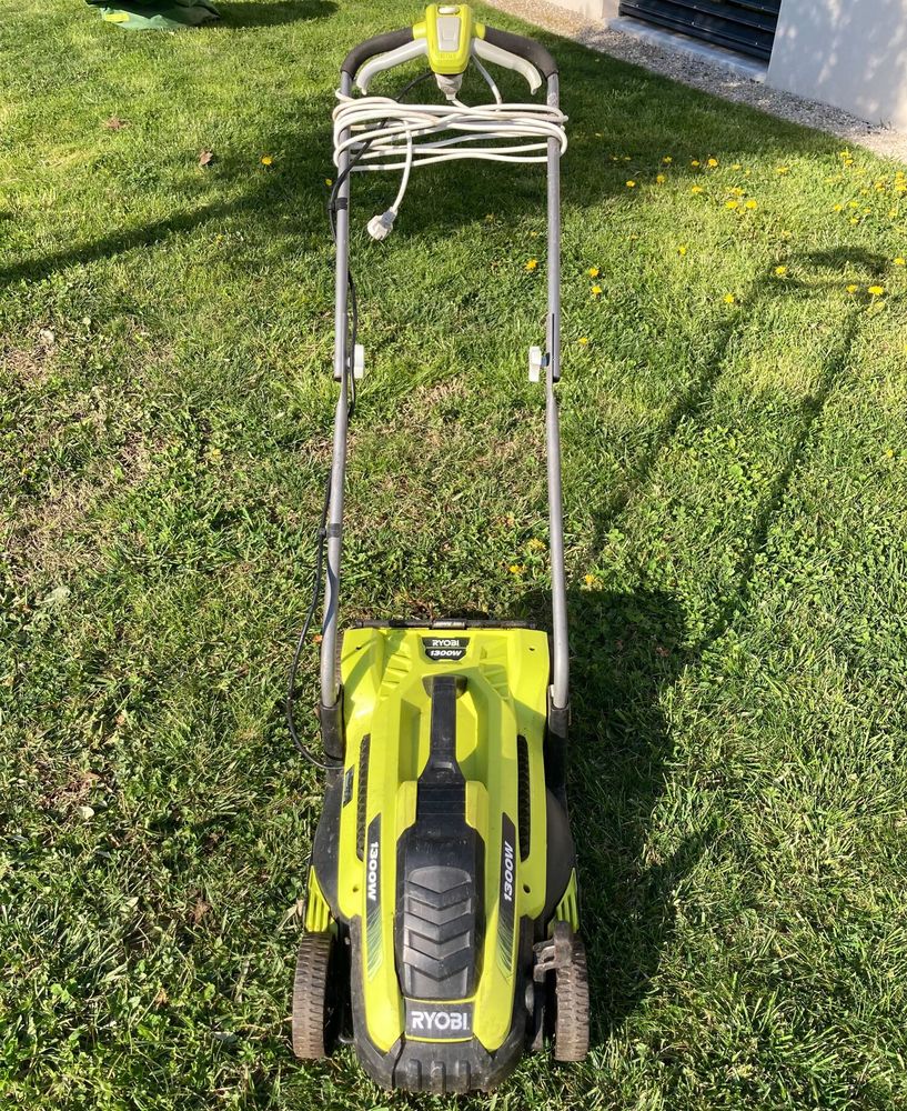 Tondeuse �lectrique RYOBI 1300W 45 Reyrieux (01)