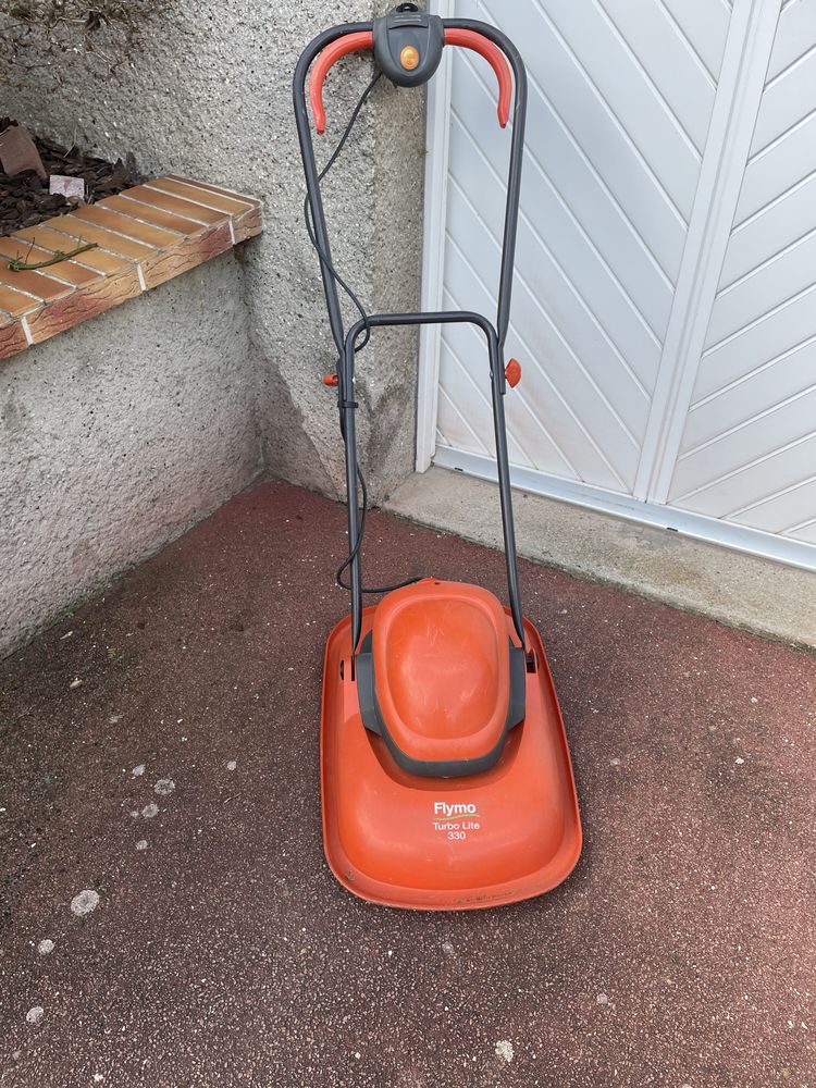 Tondeuse Flymo turbo lite 330 50 Saint-Quentin-la-Motte-Croix-au-Bailly (80)