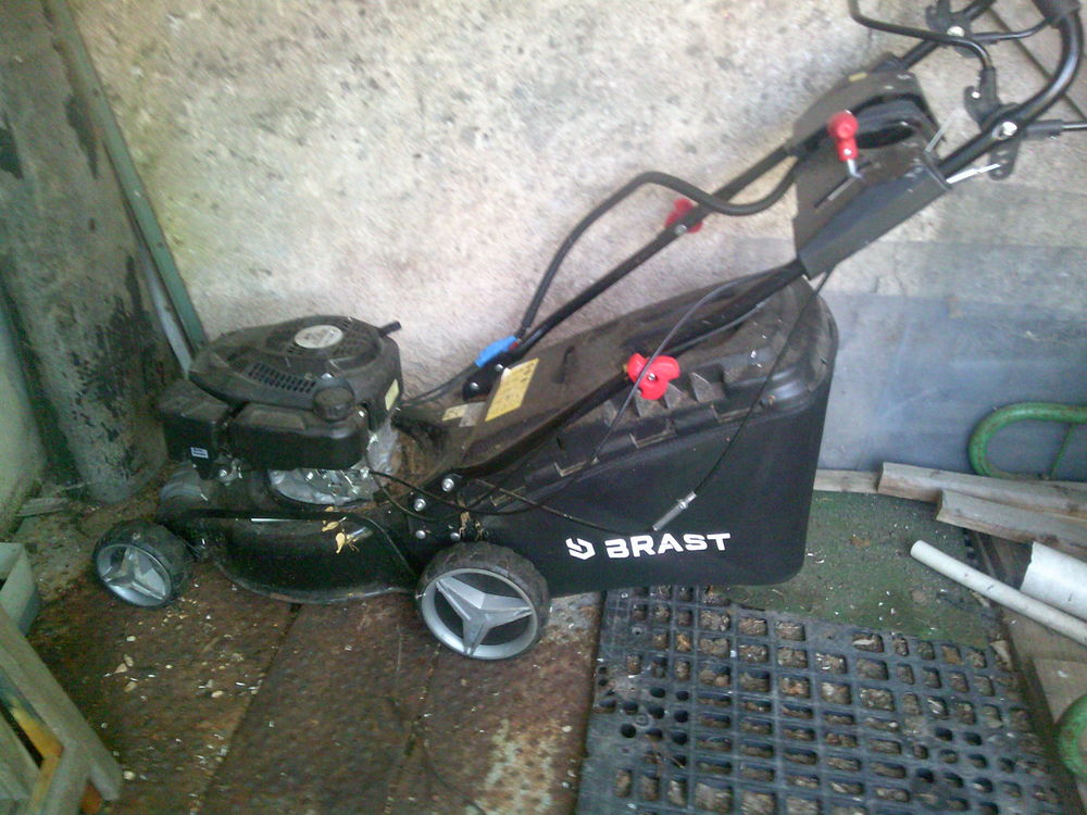 TONDEUSE GAZON THERMIQUE 100 Autainville (41)