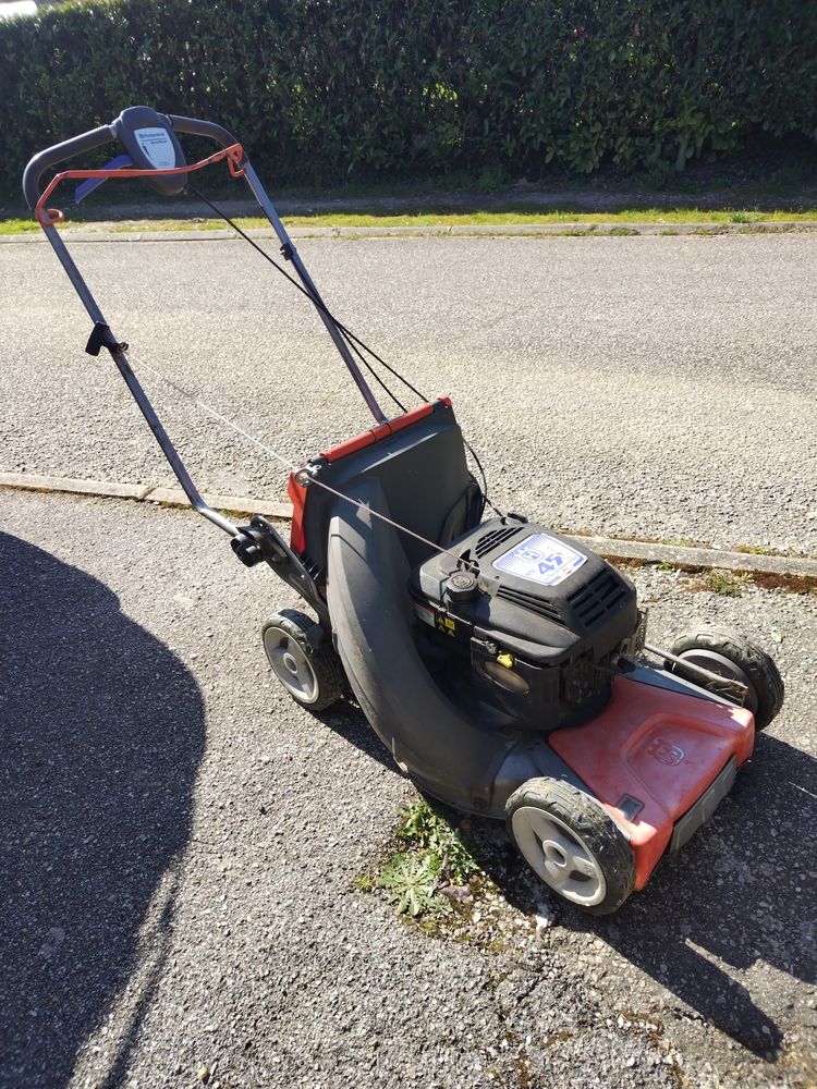 Tondeuse husqverna 200 H�ricourt-en-Caux (76)