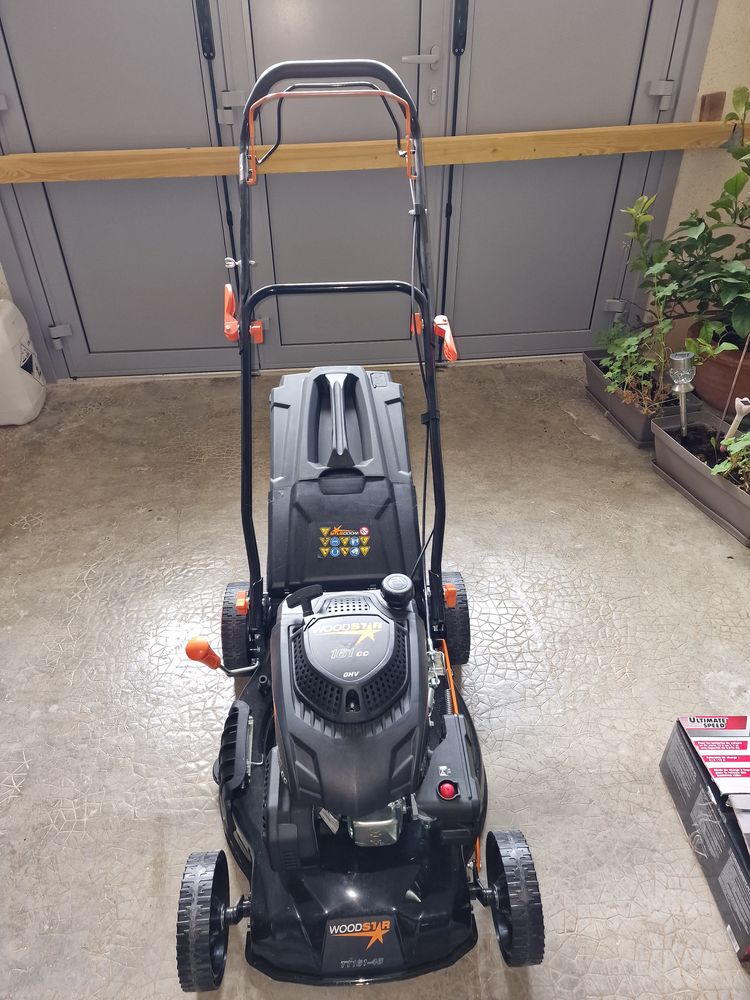 Tondeuse jardin essence neuve. 150 Couchey (21)