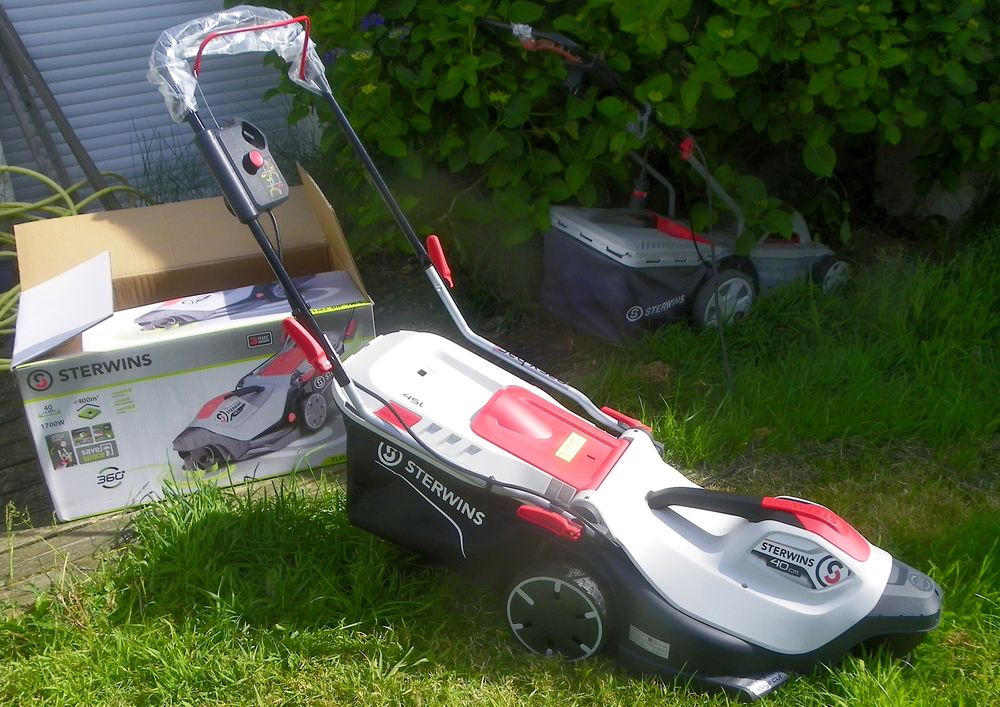 d'une Tondeuse STERWINS Ref: ELM2-40P_3W.4 110 Plon�is (29)