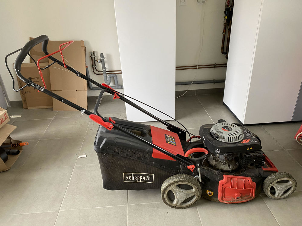 Tondeuse, Thermique. 100 Saint-�tienne (42)