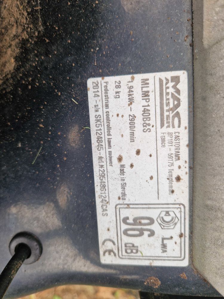 tondeuse thermiques 150 Fayence (83)