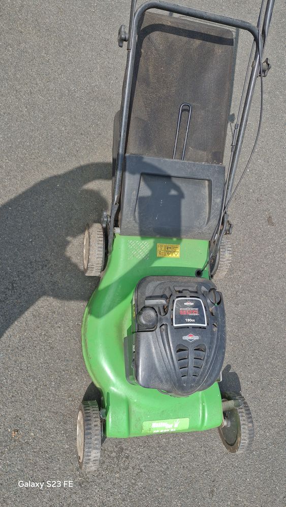 Tondeuse 120 Ploufragan (22)