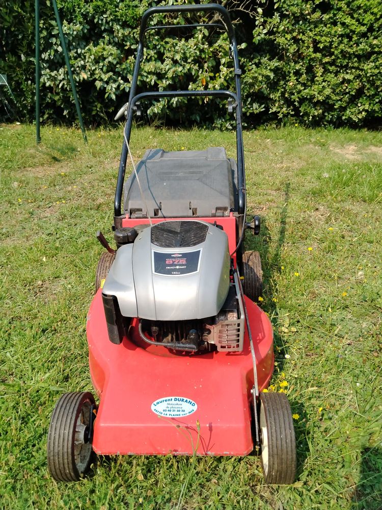 Tondeuse 170 Saint-Michel-Chef-Chef (44)