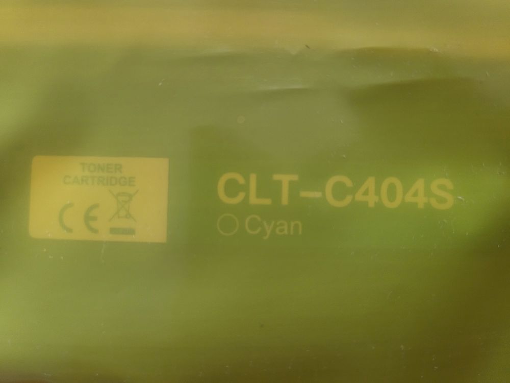 Toner Cyan ? neuf, cartouche compatible CLT-404S 25 La Garde (83)