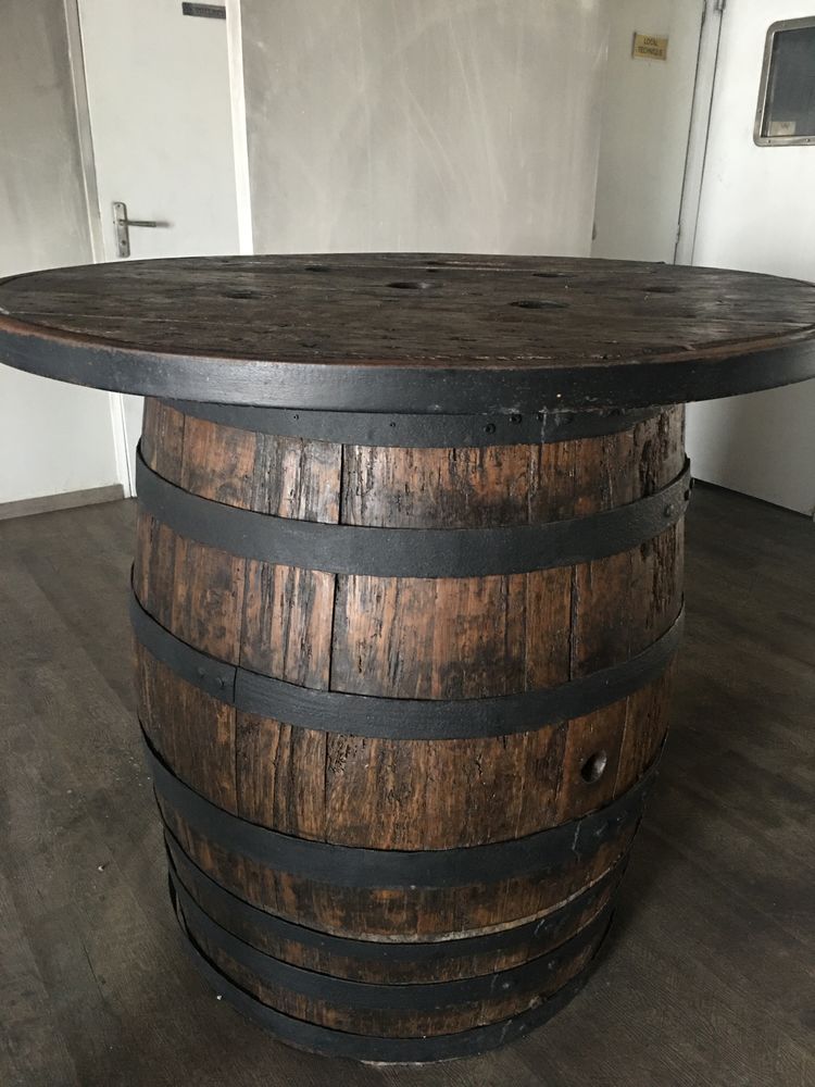 tonneau avec touret 250 Valence (26)