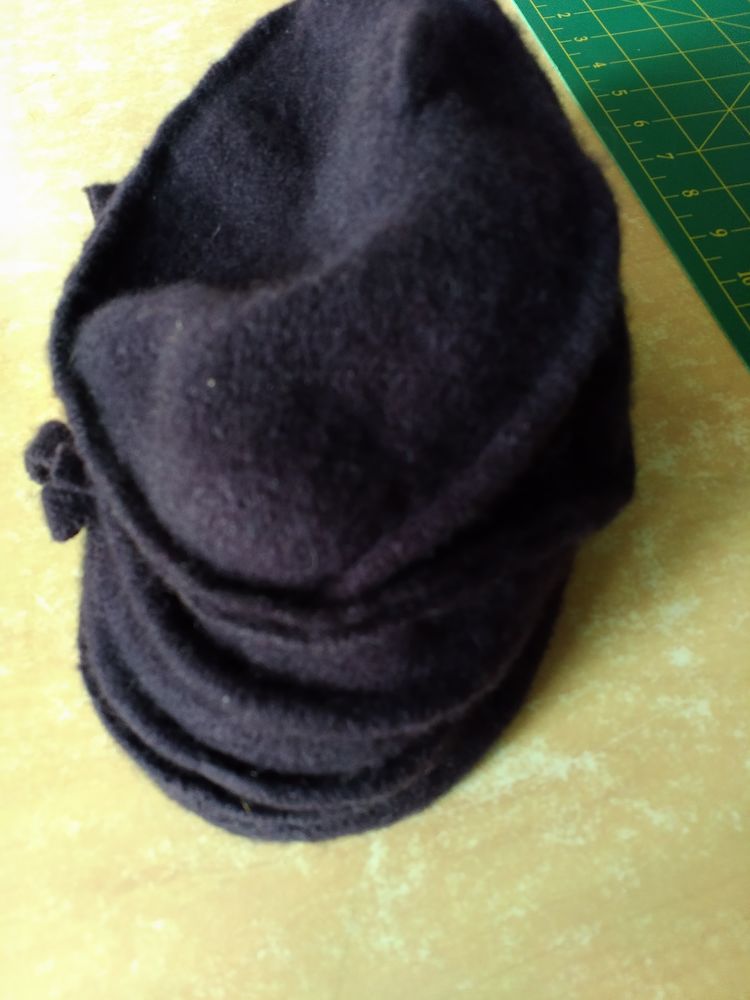 Toque violine 6 Montebourg (50)