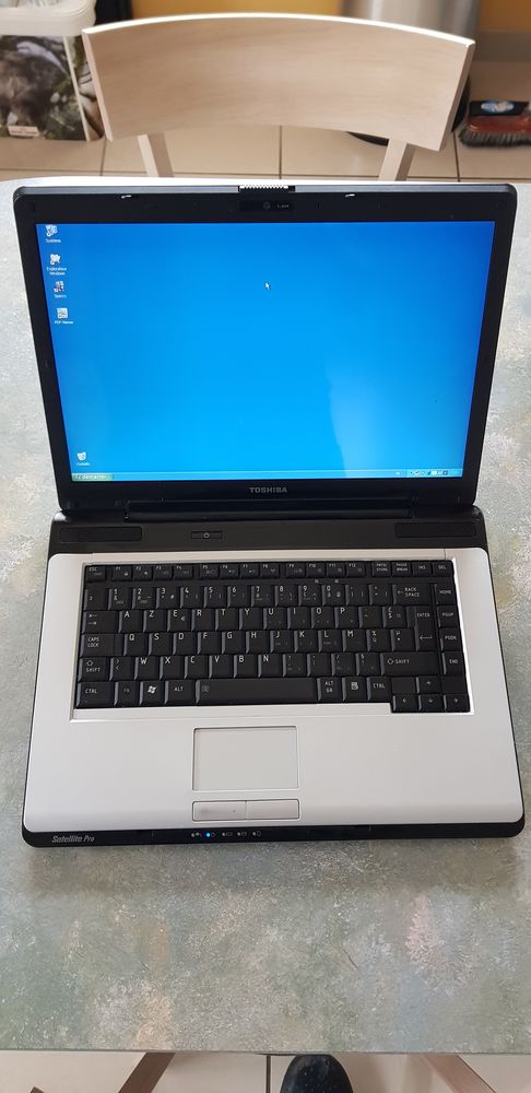 Toshiba Satellite PRO A210, 15.4 , Windows XP Pro 32 bits 90 Fournet-Blancheroche (25)
