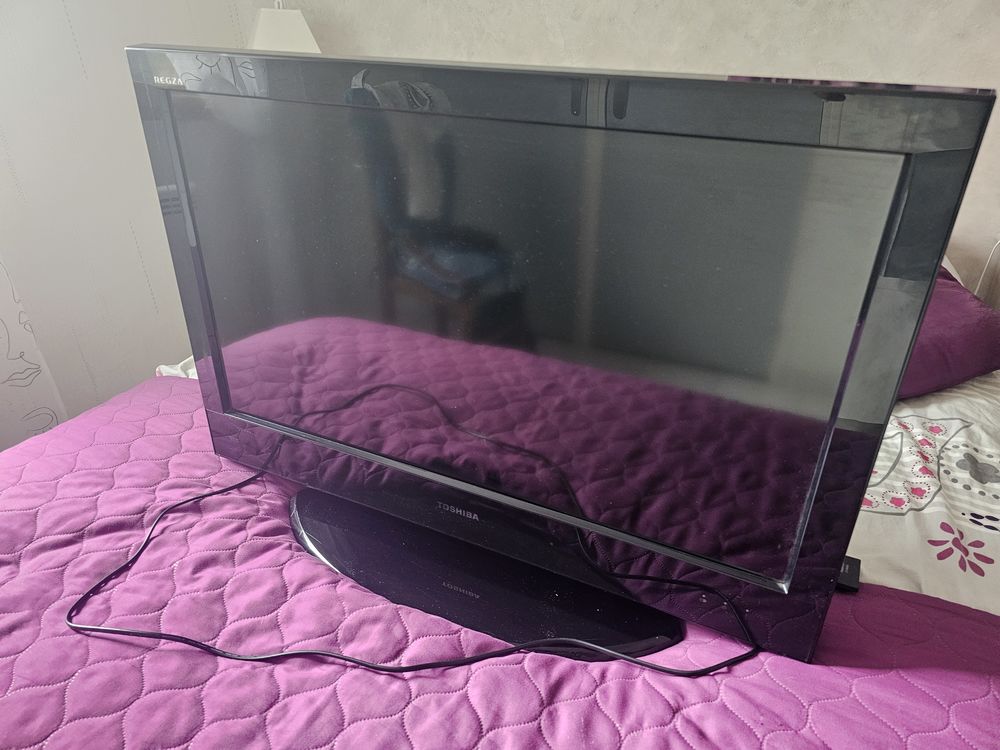 TV Toshiba 31,5 p soit 80 cm de diagonal ecran. 100 Gurgy (89)