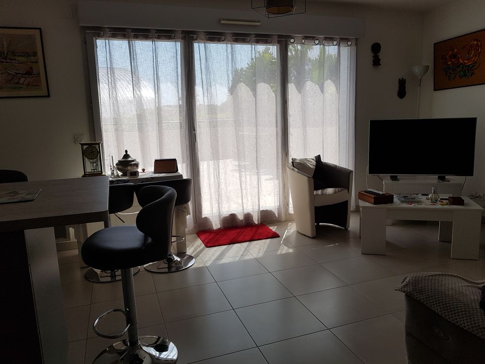   lot Total mobilier(�tat du neuf) d un appartement 4p 3500 Antibes (06)