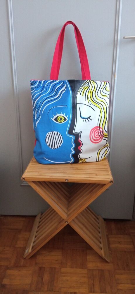 Tote bag les yeux, visages
15 Saint-Chamond (42)