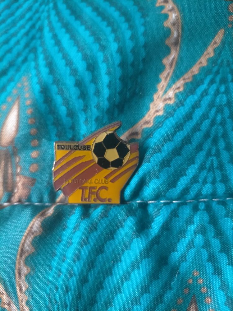 pin's Toulouse 3 Miribel (01)