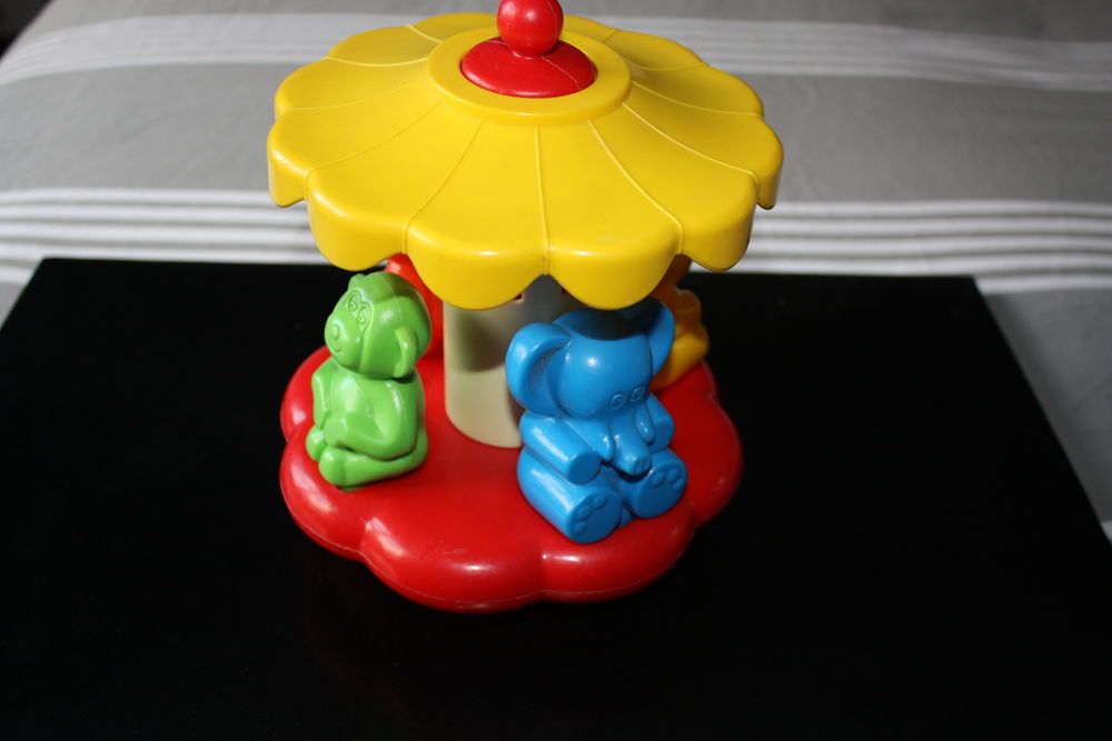 TOUPIE MUSICALE- Des Ann�es 1980-JEU D'EVEIL Pour Tout-Petit 8 Dammartin-en-Go�le (77)