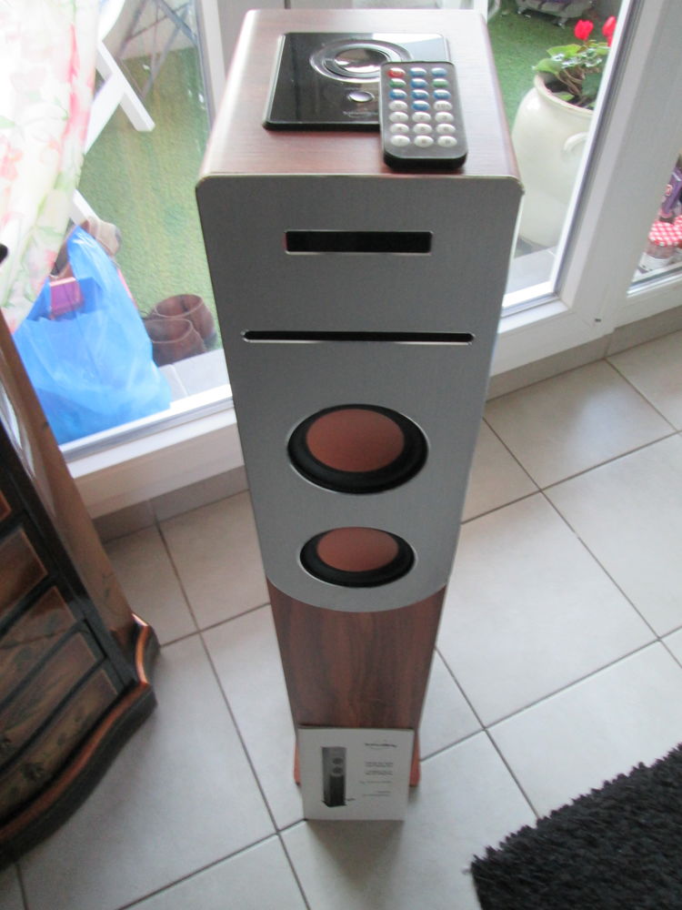 Tour de son, lecteur CD 45 Roquebrune-Cap-Martin (06)