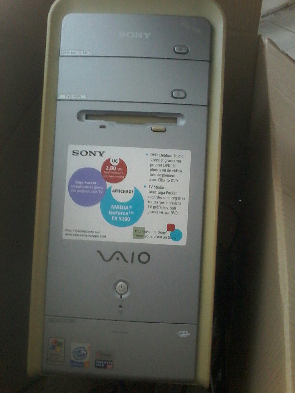 tour vaio Sony a reformat� , avec  le cd et la  t�l�commande 50 Tourcoing (59)