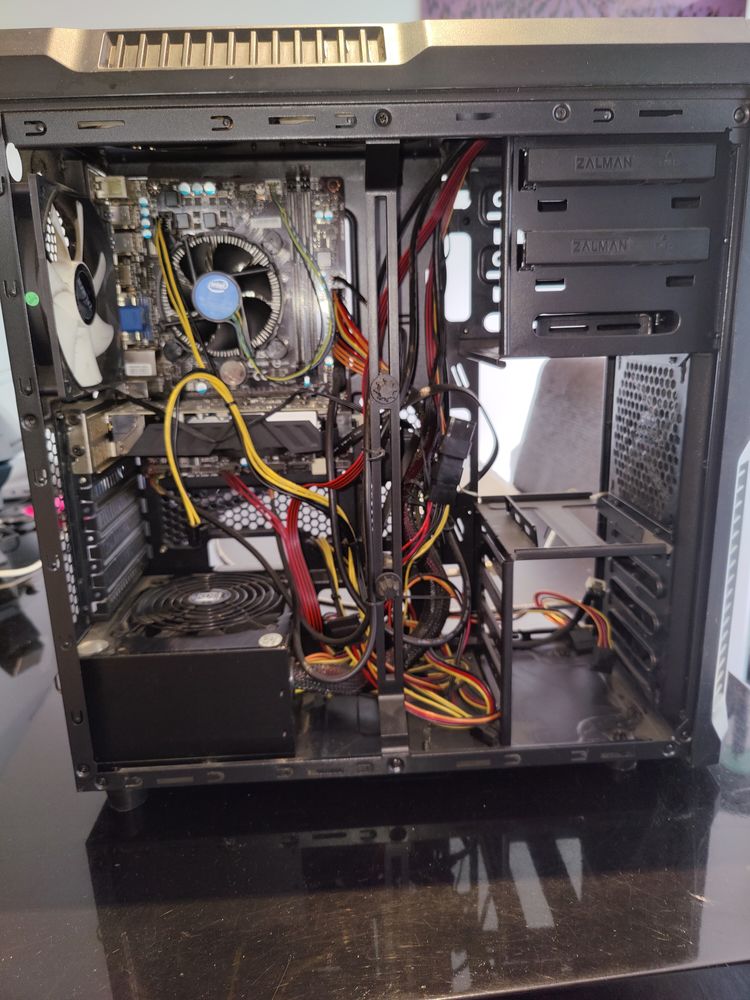 Tour PC ZALMAN 75 Paris 4 (75)