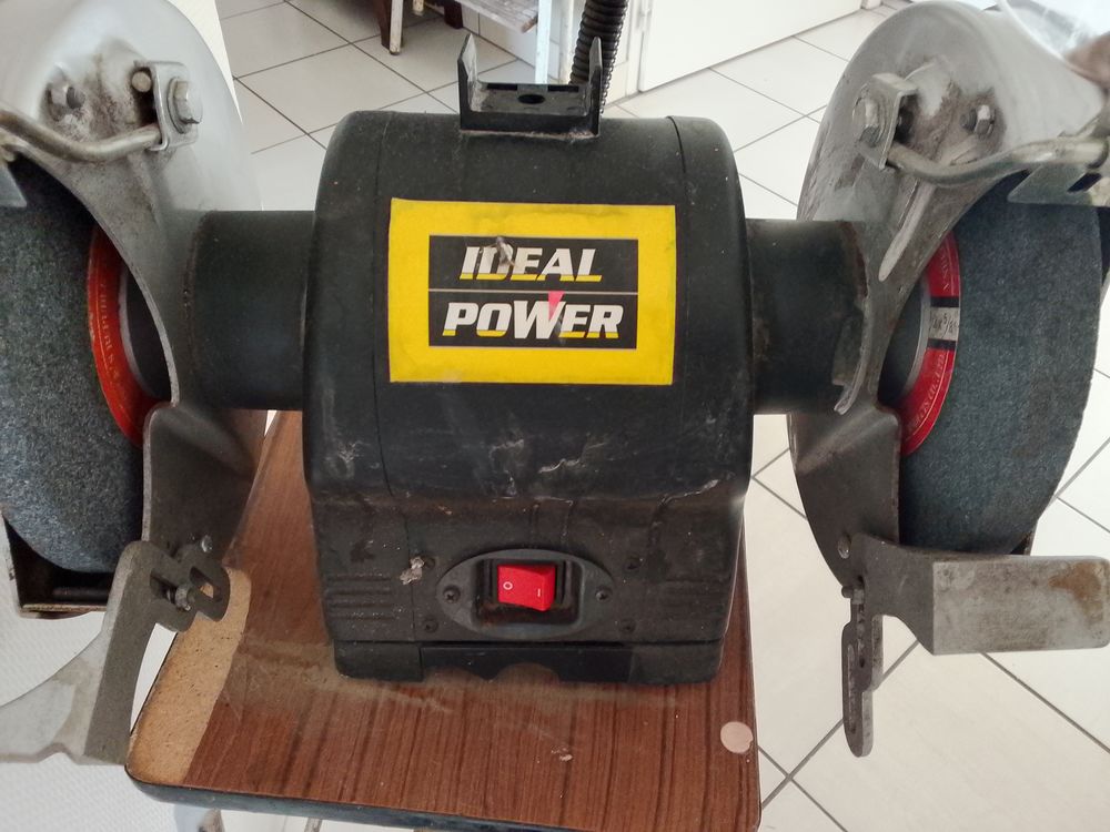 TOURET A MEULER PRESQUE NEUF 95 Poitiers (86)