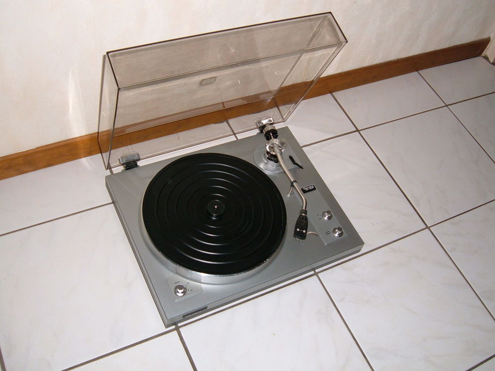 TOURNE DISQUES ( HIFI) de 1970 /80 99 Marckolsheim (67)