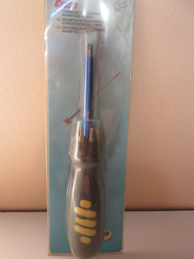 TOURNEVIS  TELESCOPIQUE  MAGNETIQUE NEUF 20 Marseille 9 (13)